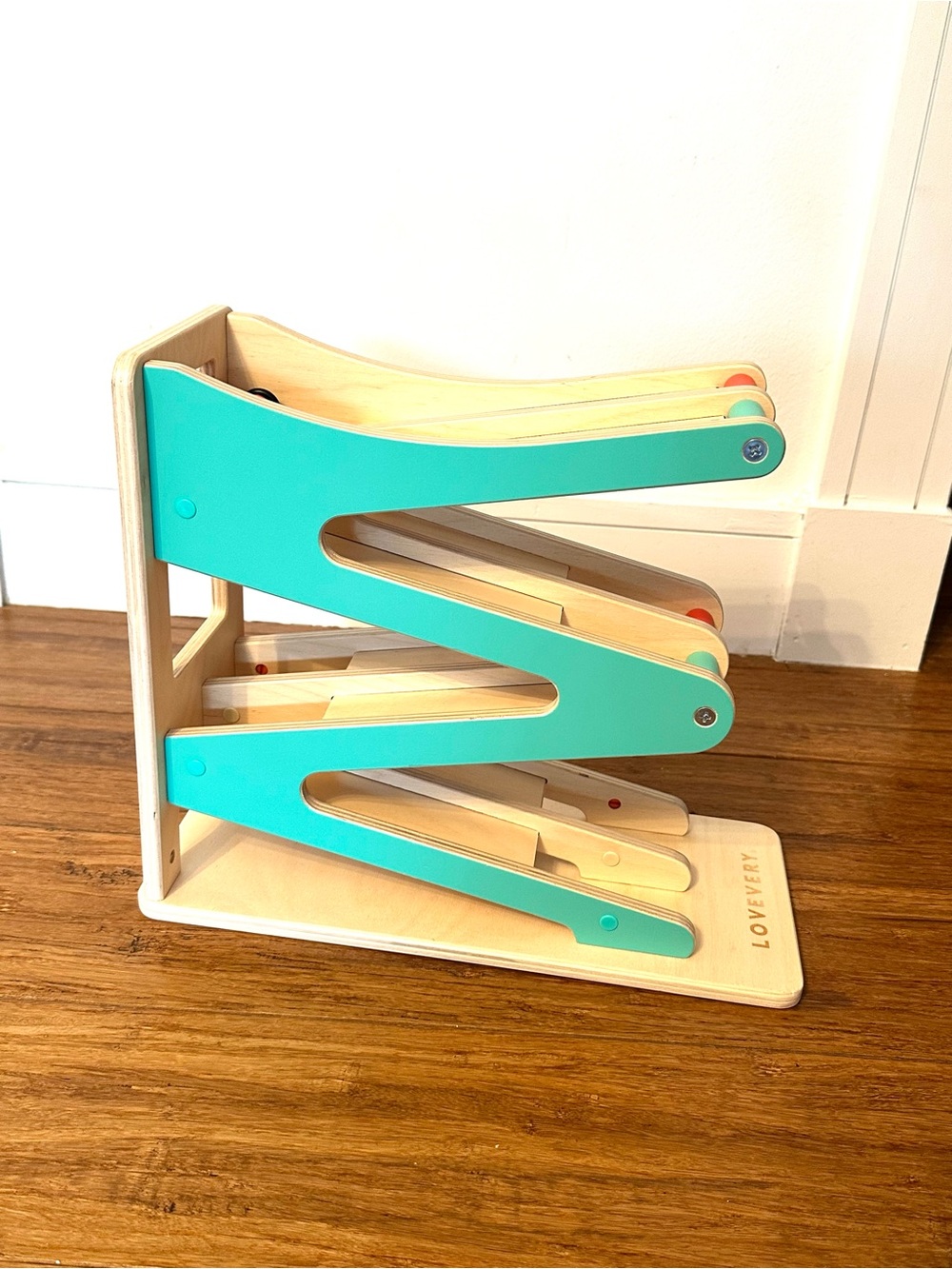 Lovevery Wooden Race & Chase Ramp Track With Race Cars